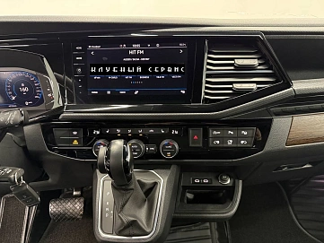 Volkswagen Multivan, 2023г, полный привод, робот
