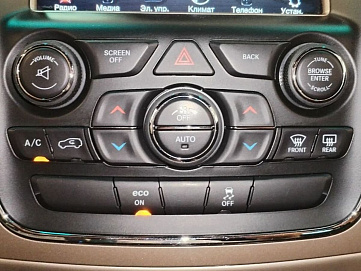 Jeep Grand Cherokee, 2013г, передний привод, автомат