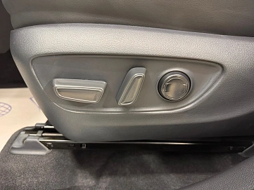 Toyota Highlander, 2025г, полный привод, автомат