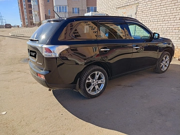 Mitsubishi Outlander, 2012г, полный привод, вариатор