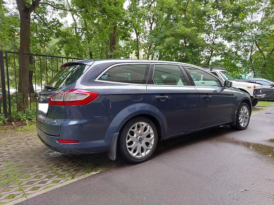 Ford Mondeo, 2011г., передний привод, автомат
