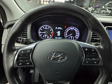 Hyundai Sonata, 2018г, передний привод, автомат