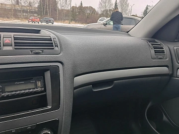 Skoda Octavia, 2012г, передний привод, механика