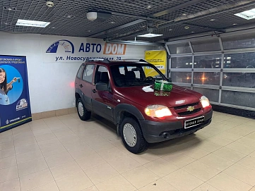 Chevrolet Niva, 2012г, полный привод, механика