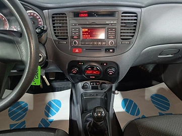 Kia Rio, 2009г, передний привод, механика