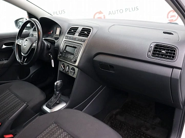 Volkswagen Polo, 2019г, передний привод, автомат