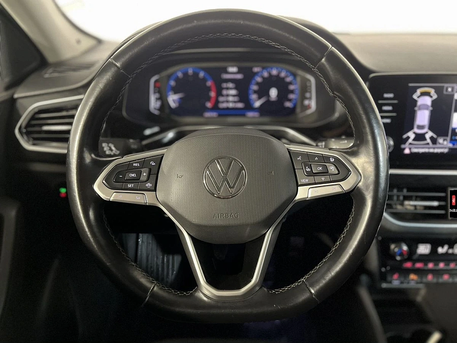 Volkswagen Polo, 2020г., передний привод, механика