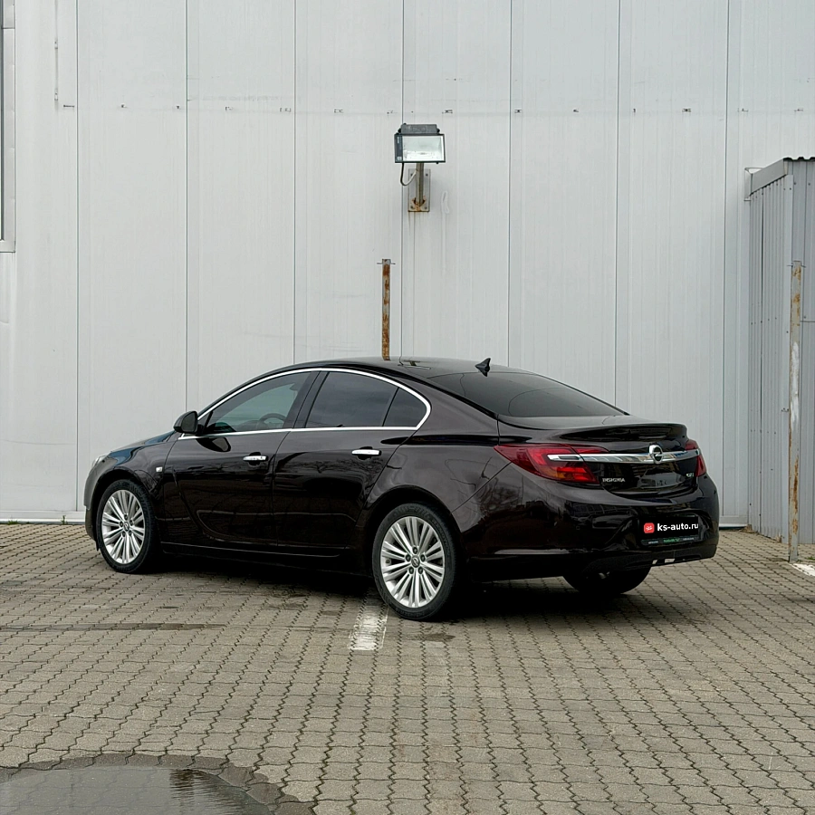 Opel Insignia, 2014г., передний привод, автомат