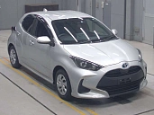 Toyota Yaris, 2022г., передний привод, вариатор