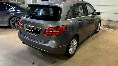 Mercedes-Benz B-Класс, 2012г, передний привод, робот