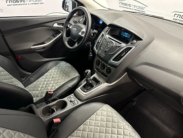 Ford Focus, 2012г, передний привод, механика