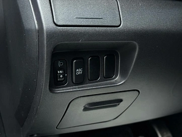 Peugeot 4007, 2009г, полный привод, вариатор