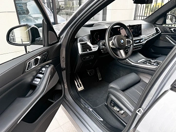 BMW X7, 2022г., полный привод, автомат