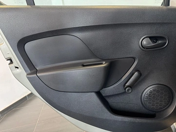 Renault Sandero, 2015г, передний привод, автомат