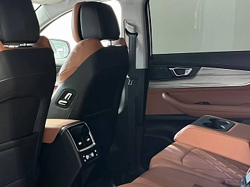 Chery Tiggo 8 Pro e+, 2023г, передний привод, автомат