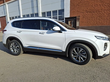 Hyundai Santa Fe, 2018г, полный привод, автомат