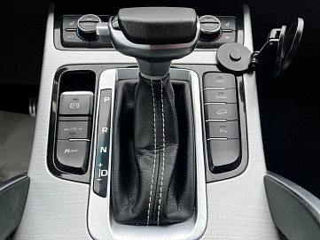 Geely Atlas, 2019г, передний привод, автомат