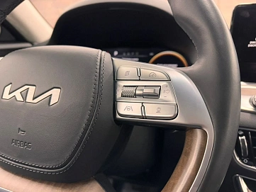 Kia K9, 2022г, полный привод, автомат