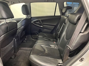 Toyota RAV4, 2010г, полный привод, автомат