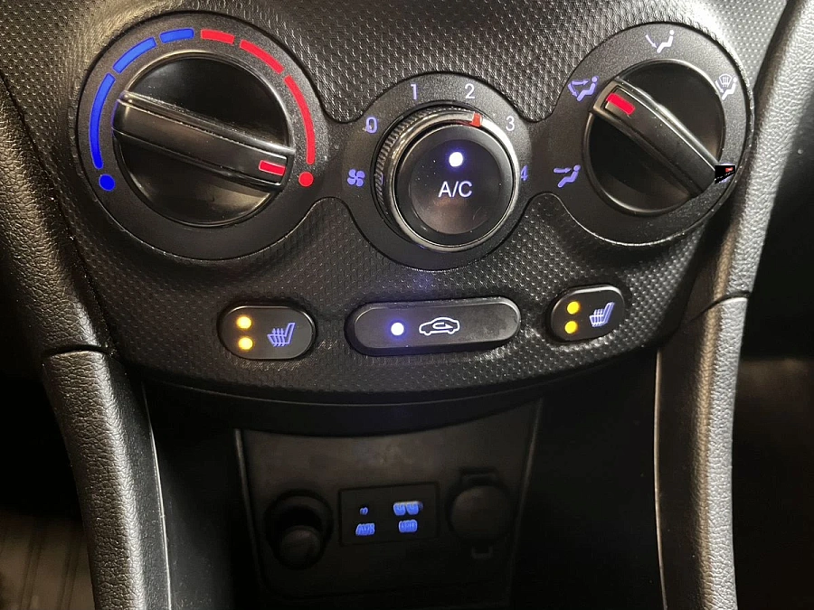 Hyundai Solaris, 2014г., передний привод, механика