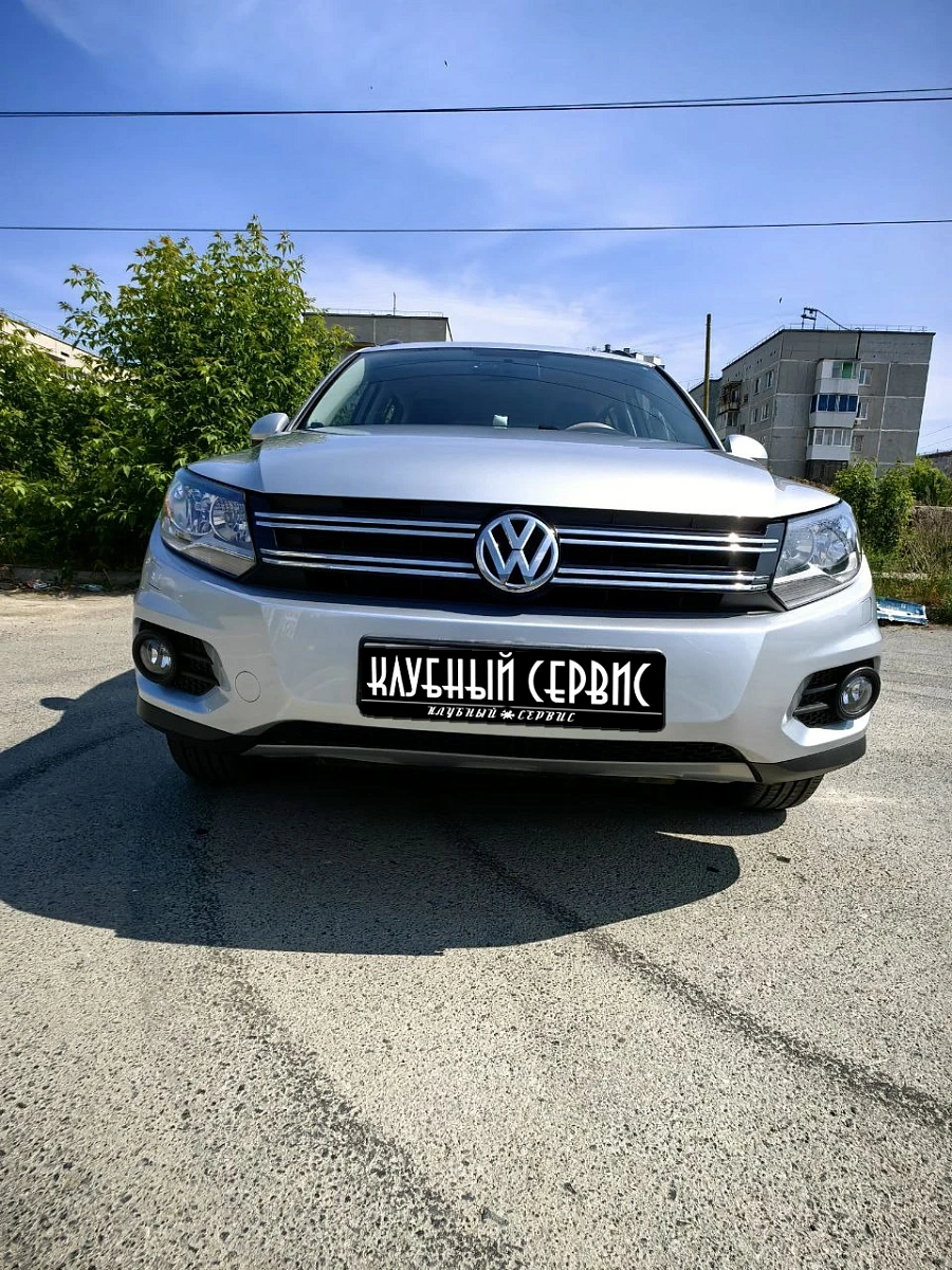 Volkswagen Tiguan, 2011г., полный привод, автомат