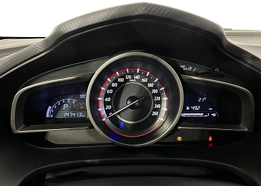 Mazda 3, 2016г, передний привод, автомат