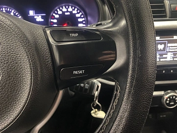 Kia , 2019г., передний привод, автомат