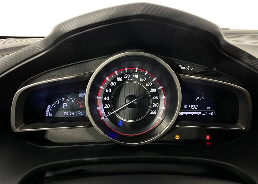 Mazda 3, 2016г., передний привод, автомат