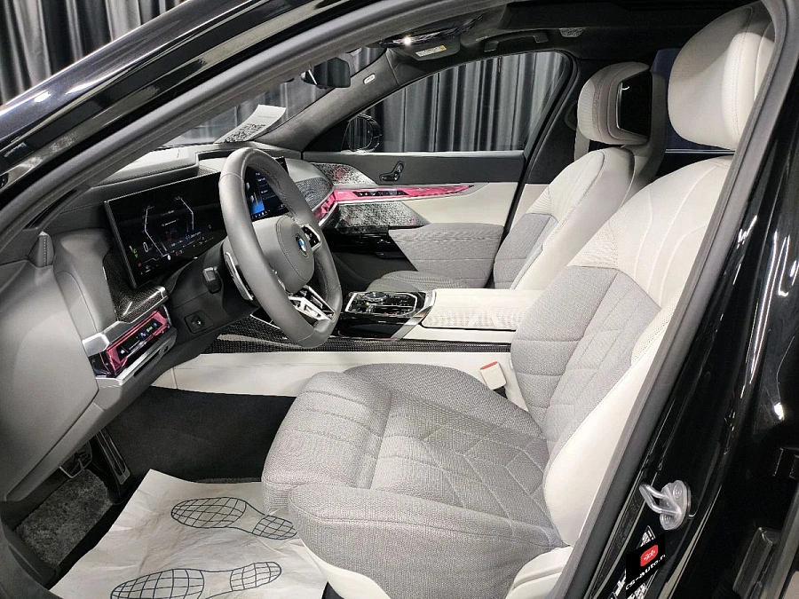 BMW , 2024г., полный привод, автомат