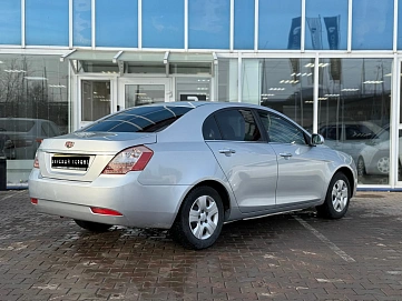 Geely Emgrand EC7, 2013г, передний привод, механика