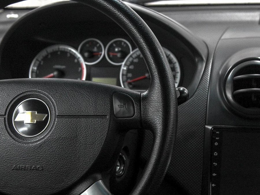 Chevrolet Aveo, 2010г., передний привод, автомат