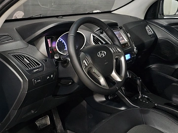 Hyundai ix35, 2012г, передний привод, автомат