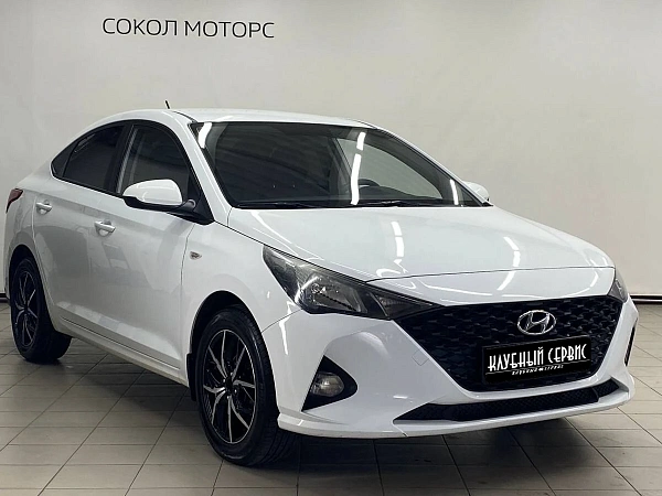 Hyundai Solaris, 2020г., передний привод, автомат