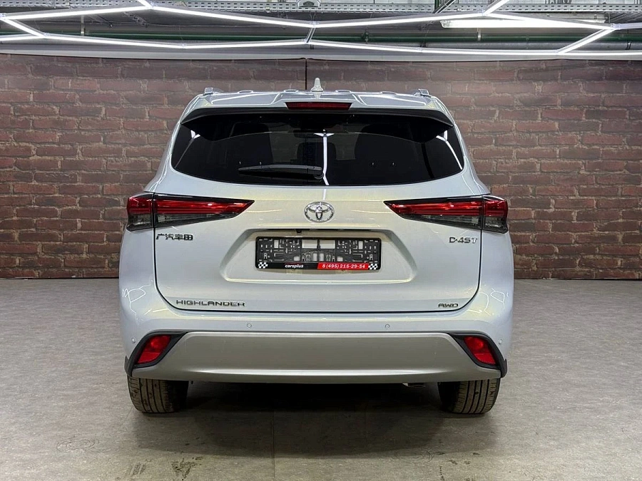 Toyota Highlander, 2025г., полный привод, автомат