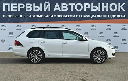 Volkswagen Golf, 2011г, передний привод, автомат