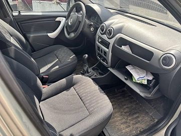 Renault Logan, 2013г, передний привод, механика