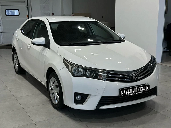 Toyota Corolla, 2013г., передний привод, вариатор