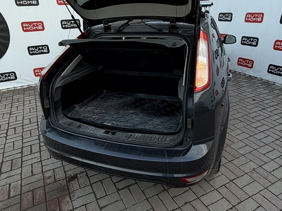 Ford Focus, 2008г., передний привод, автомат