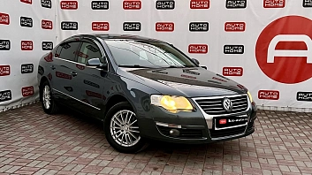 Volkswagen Passat, 2010г, передний привод, робот