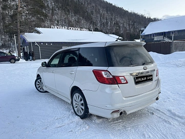 Subaru Exiga, 2012г, передний привод, вариатор