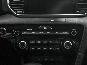 Kia Sportage, 2021г, передний привод, автомат
