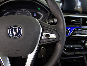 Changan Alsvin, 2023г, передний привод, робот