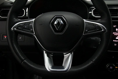 Renault Arkana, 2019г, передний привод, вариатор