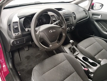 Kia Cerato, 2013г, передний привод, механика