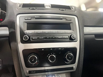 Skoda Octavia, 2010г, передний привод, робот
