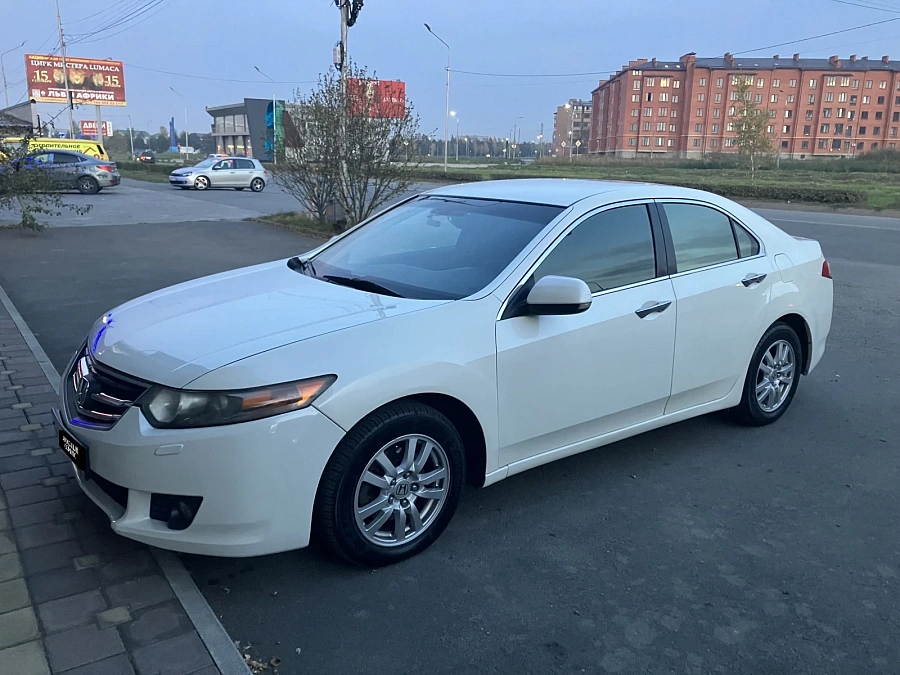 Honda Accord, 2008г., передний привод, автомат