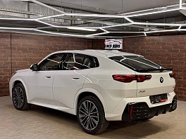 BMW X2, 2025г, передний привод, робот