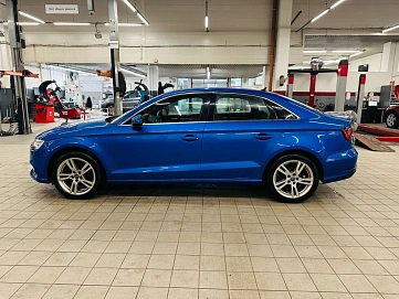Audi A3, 2020г, передний привод, робот