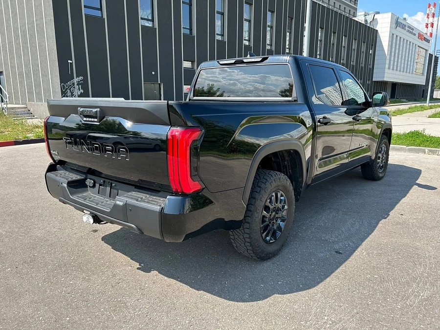 Toyota Tundra, 2024г., полный привод, автомат