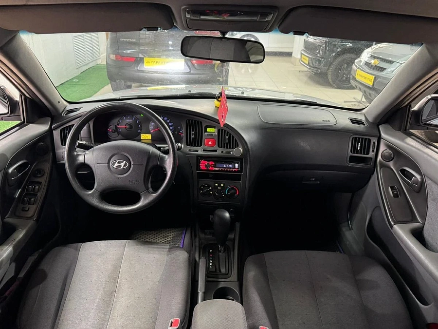 Hyundai Elantra, 2008г., передний привод, автомат